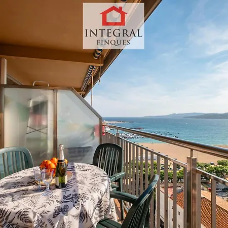 Infinite View * Palamós